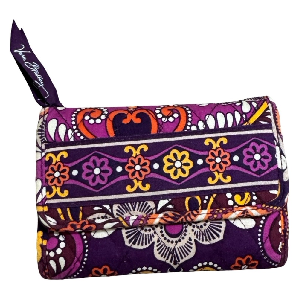 Vera Bradley Trifold Wallet Safari Sunset Retired Purple Snap Coin Zip ID Window